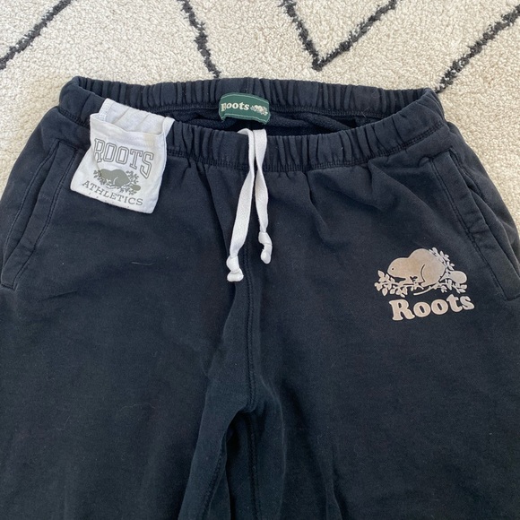 Roots black sweatpants - Picture 2 of 4